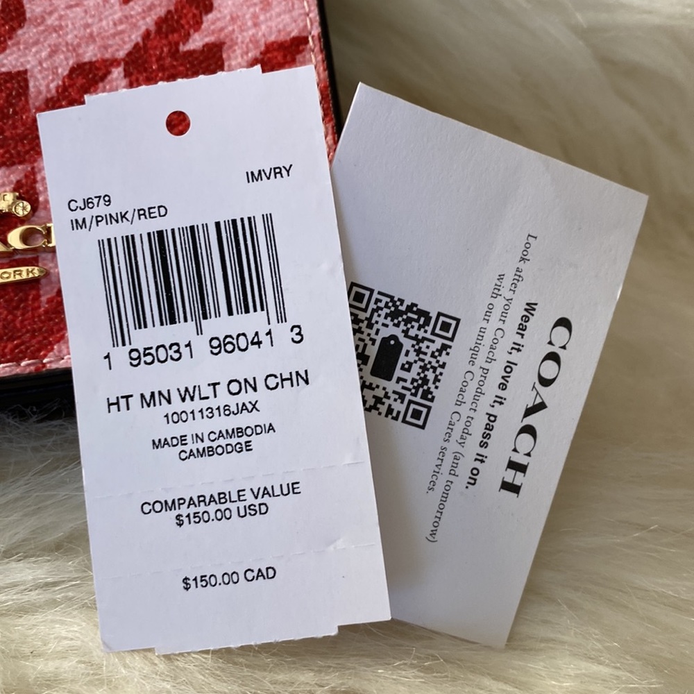 Coach Mini Wallet on a chain in printed canvas with houndstooth print - Picture 9 of 9